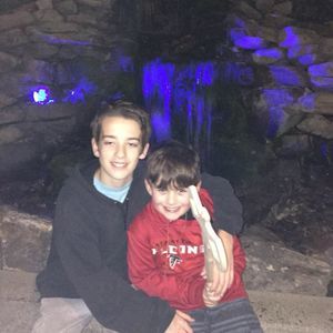 Meet your Posher, Devin